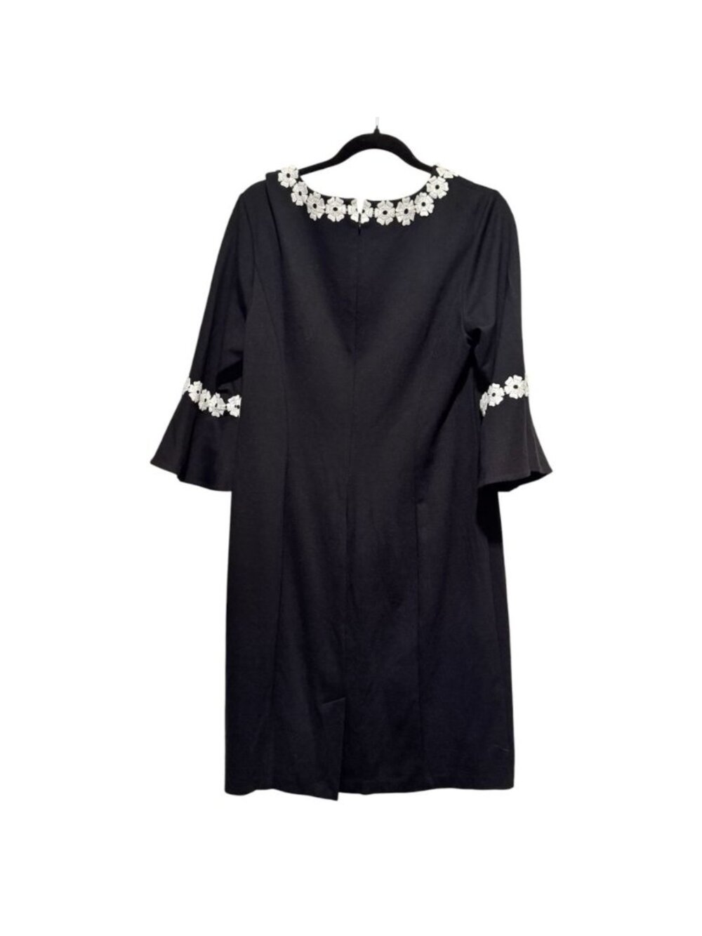 Talbots Sz 14 Embroidered Floral Black Flounce Bell Sleeve Shift Dress Classic - Picture 4 of 8
